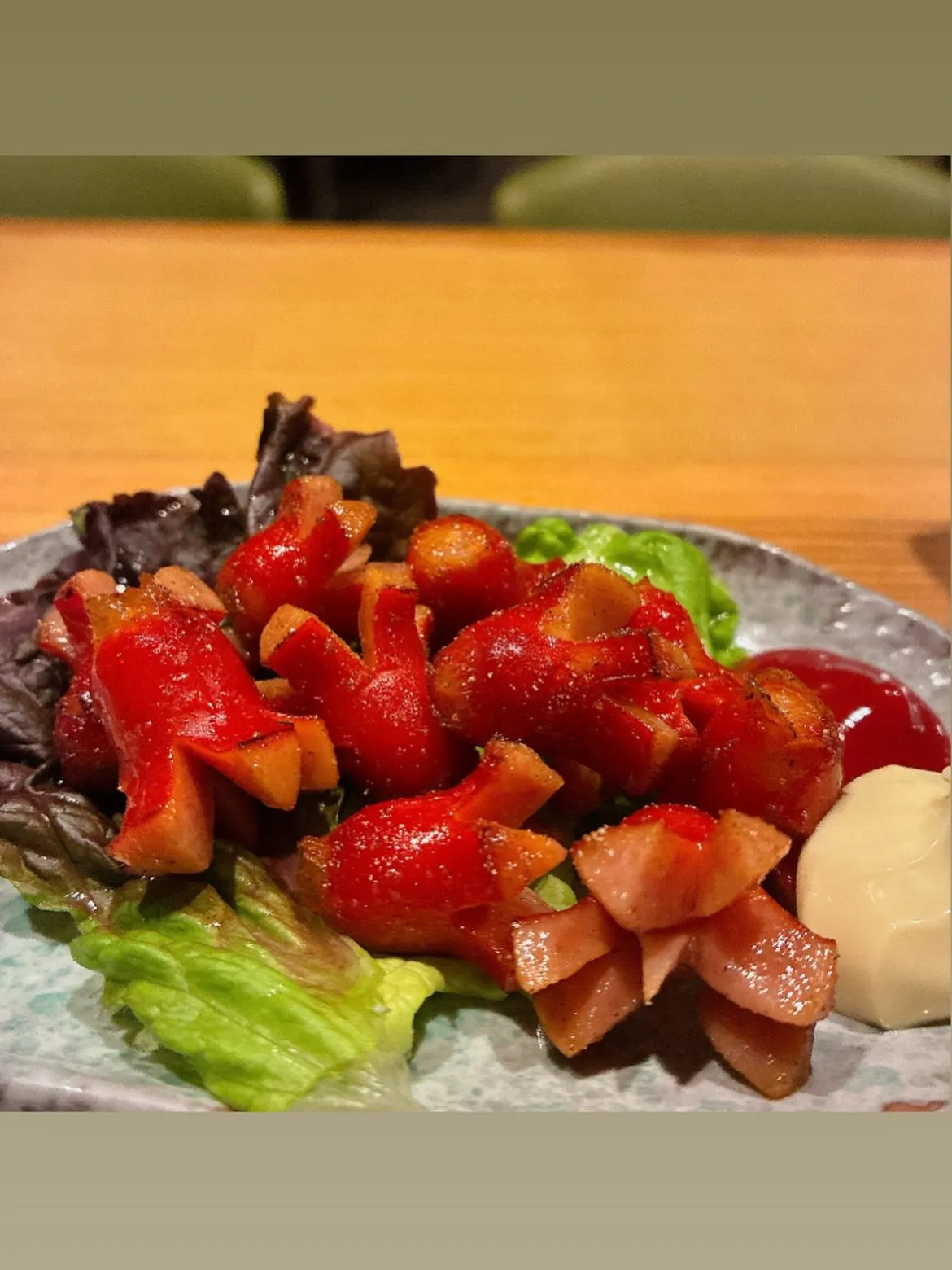 最近寒いですが、桜もちらほら出てきました🌸