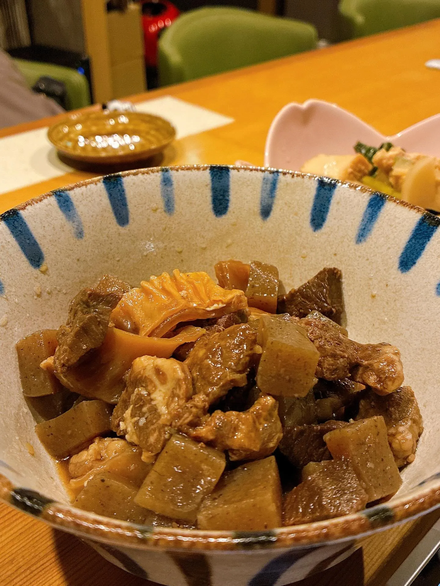 最近寒いですが、桜もちらほら出てきました🌸