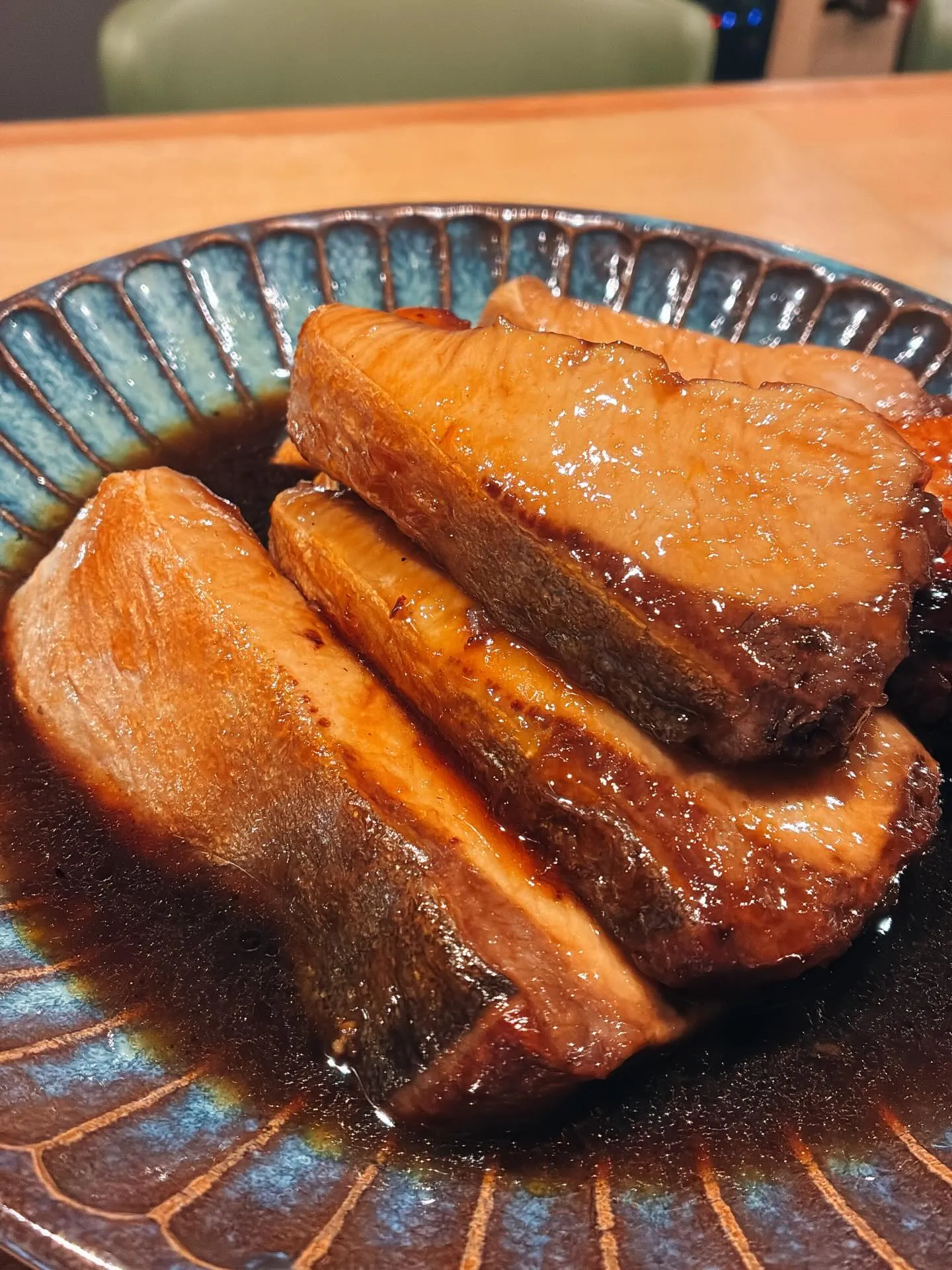 桜の木も緑が目立ってきましたね🌸