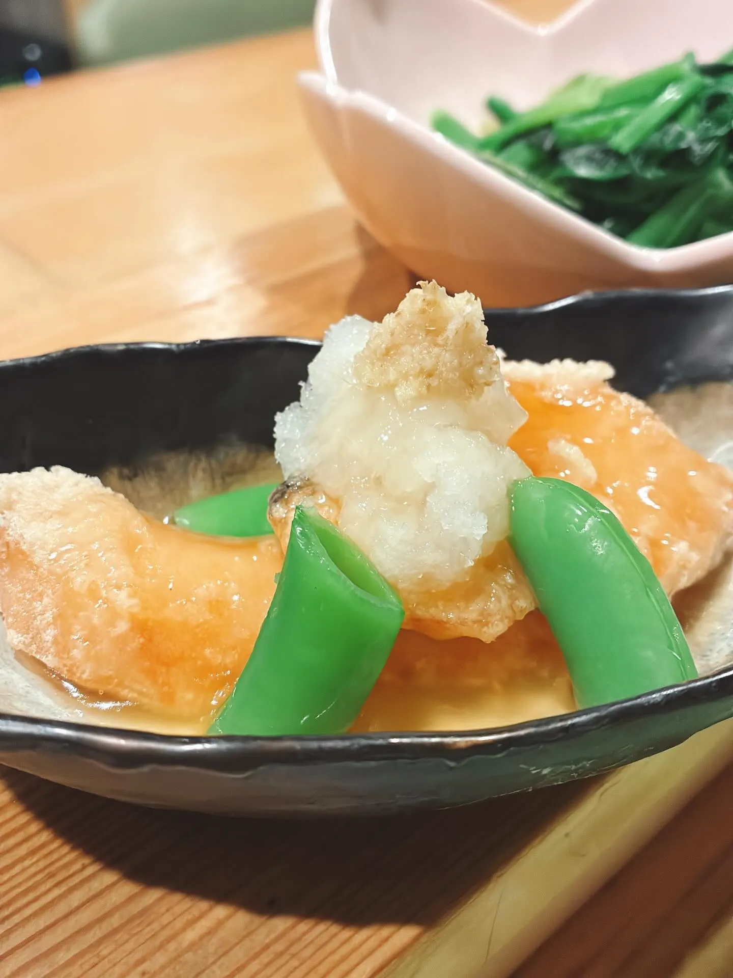 桜の木も緑が目立ってきましたね🌸